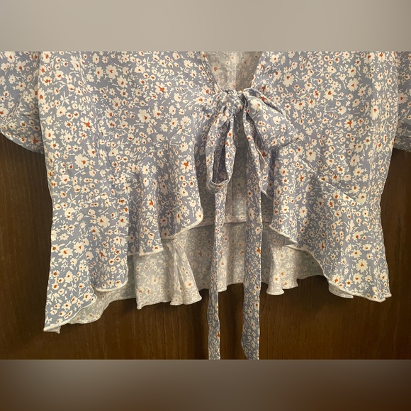 Shein Curve Duster Top Flowy Blue Floral Flutter Sleeve Women's 1XL Plus - Picture 4 of 8